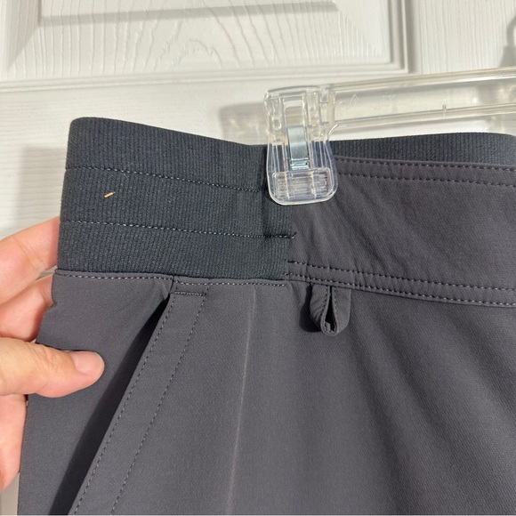 Duluth Trading women's Black Hills Water-Repellent Pants, size 18/31, lined - Picture 5 of 16